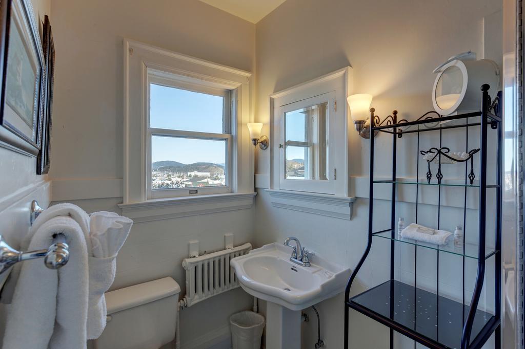 Nantucket Inn - Anacortes Exterior photo